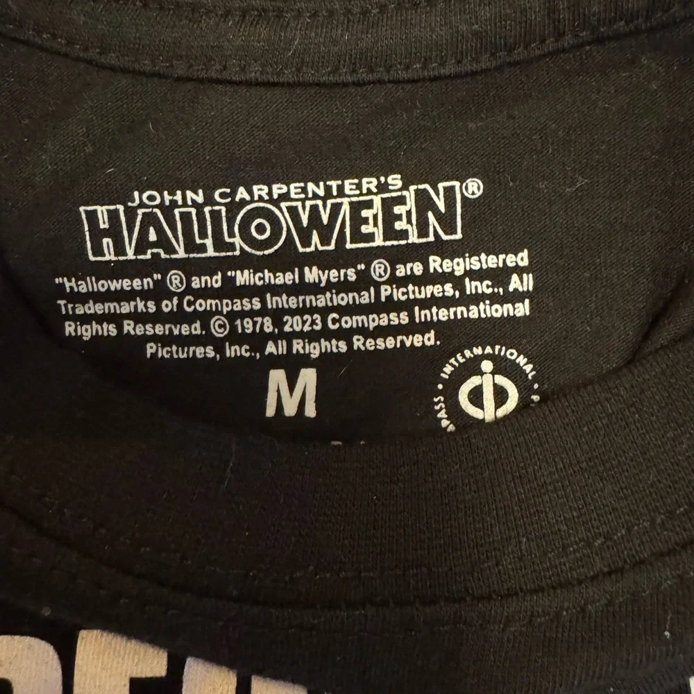 Black Graphic T-Shirt - Picture 4 of 4